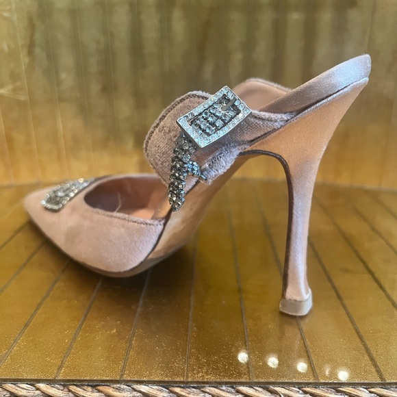 Manolo Blanik, pink rhinestone crystal buckled mule shoe high heel - Picture 11 of 16